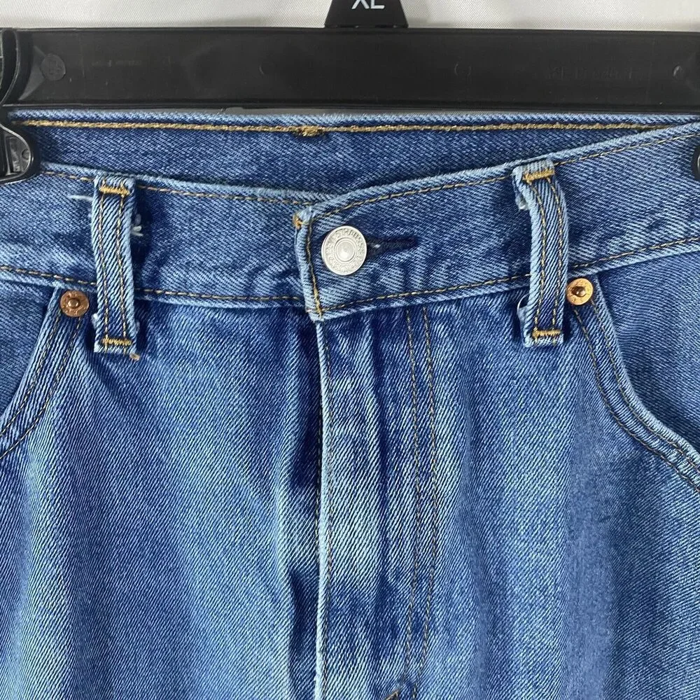 Levi's 505 Regular Fit Men's Jeans Medium Stonewash Straight Leg 38x29 505-4891